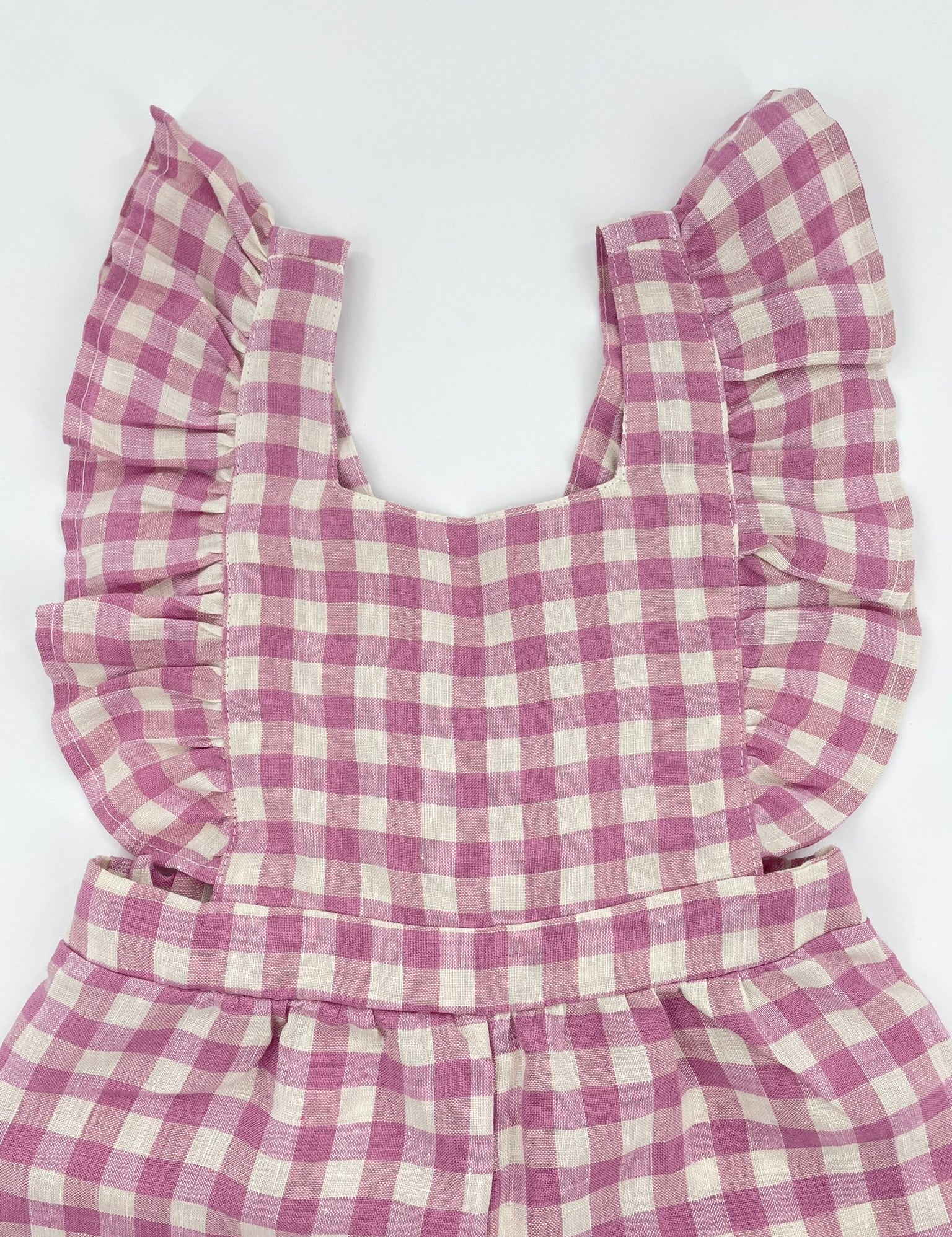 Karierte Latzhose Mauve-Weiß mit Rüschen für Mädchen