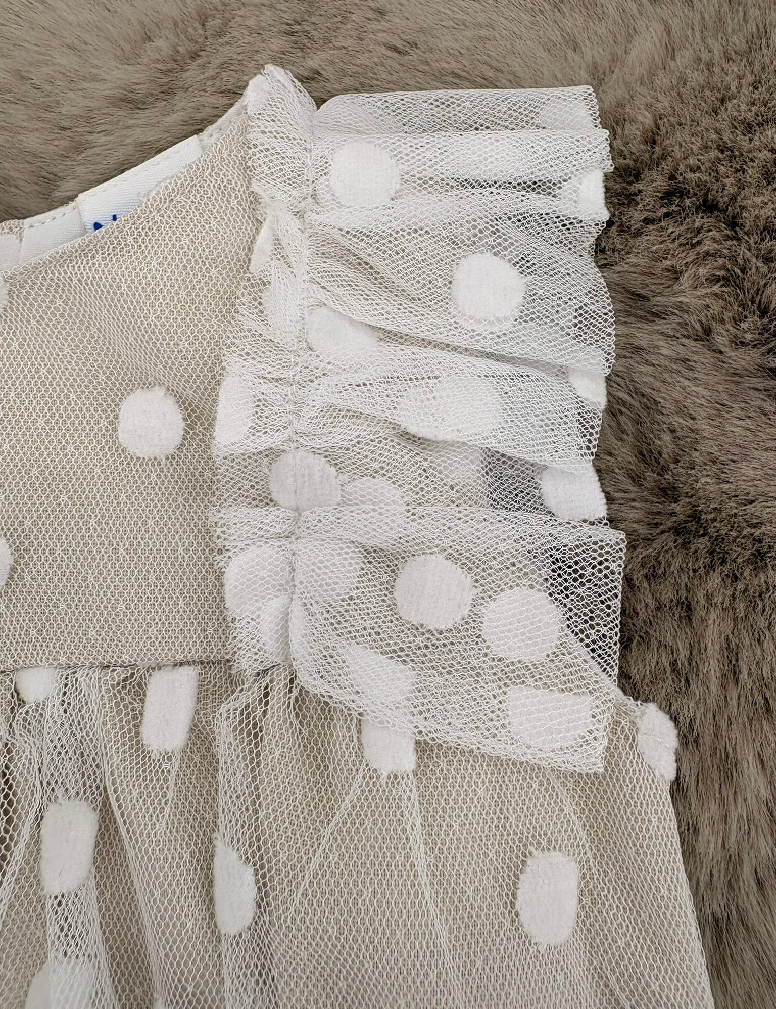Baby Einteiler Beige mit Punkten & Tüll für Mädchen