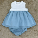 Baby Kleid Plumeti Weiß-Hellblau mit Schleife & Windelhöschen